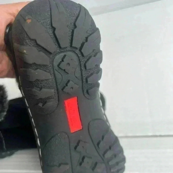 Khombu Lindsey Ladies' All Weather Black Suede Top Faux Fur Boots Size 7m - Picture 7 of 8